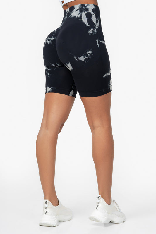 Black Tie Dye Scrunch Shorts - for dame - Famme - Shorts